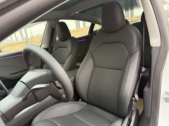 Фото 9 - Tesla Model 3