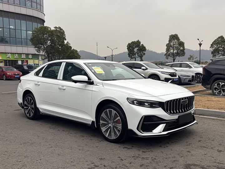 Photo 3 - Geely Preface