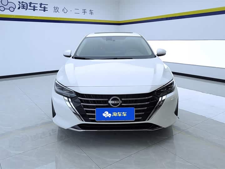 Фото 2 - Nissan Sylphy