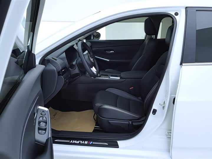 Фото 9 - Nissan Sylphy