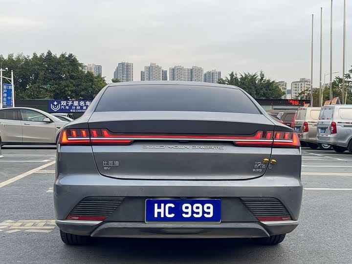 Фото 6 - BYD Han