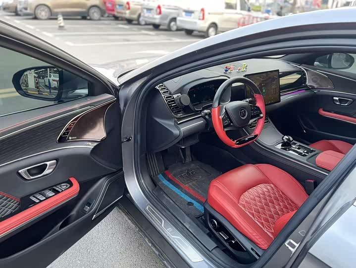 Фото 9 - BYD Han