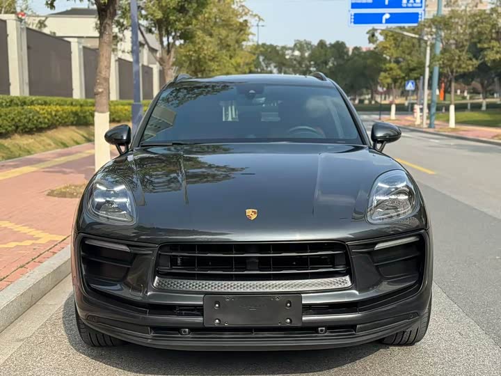 Фото 2 - Porsche Macan