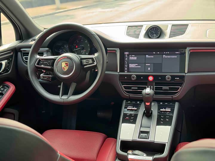 Фото 5 - Porsche Macan