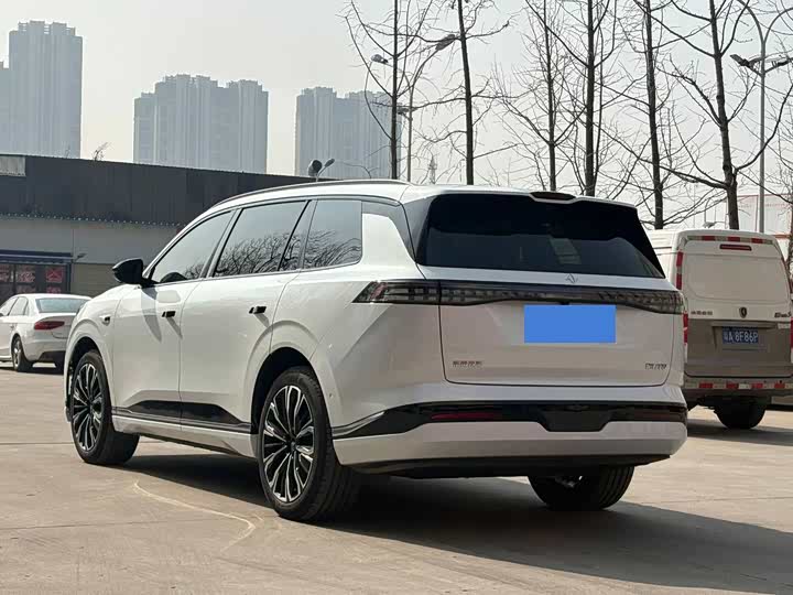 Фото 6 - Dongfeng Yipai eπ 008