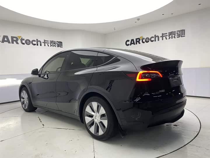 Фото 7 - Tesla Model Y