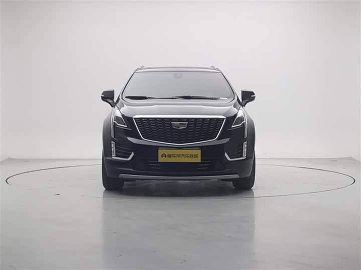 Фото 3 - Cadillac XT5