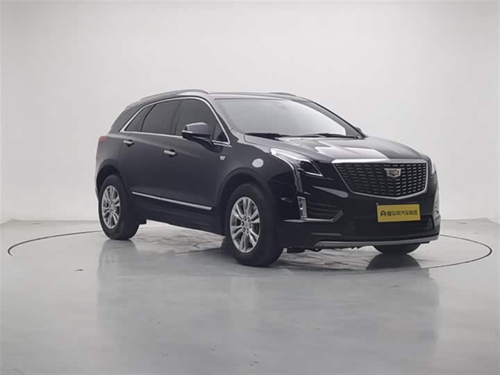 Фото 4 - Cadillac XT5