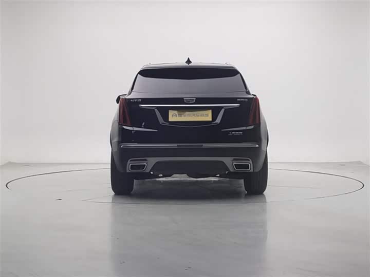 Фото 7 - Cadillac XT5