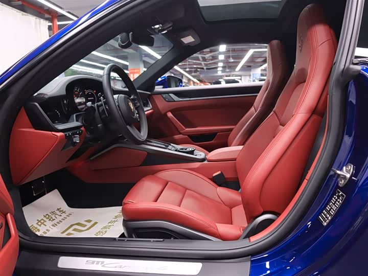 Фото 6 - Porsche 911