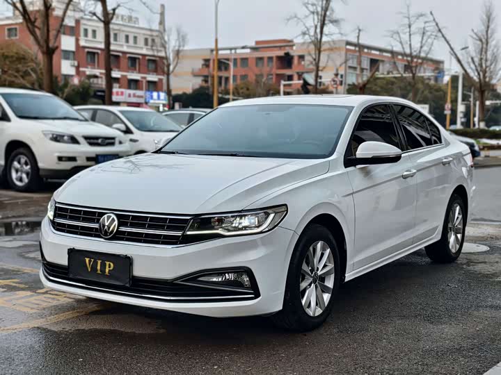 Фото 1 - Volkswagen Bora