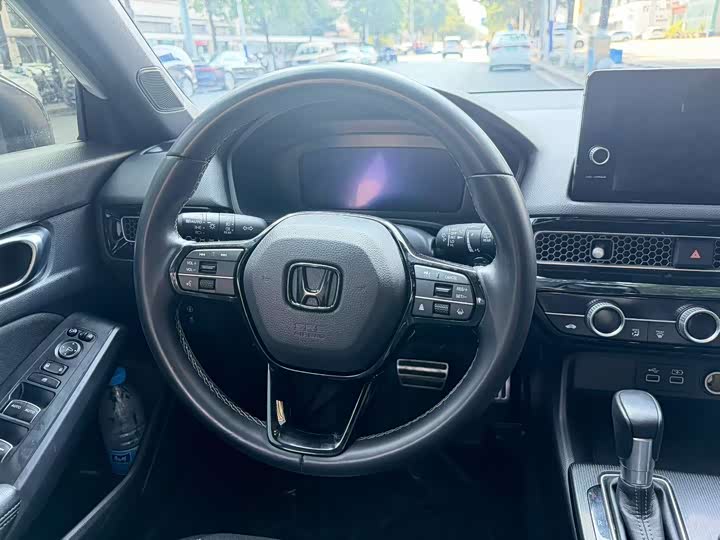 Фото 6 - Honda Civic