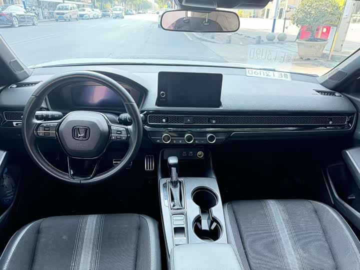 Фото 7 - Honda Civic