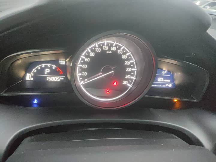 Фото 4 - Mazda CX-4