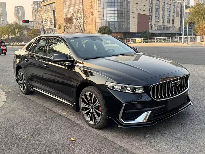 Фото 3 - Geely Preface