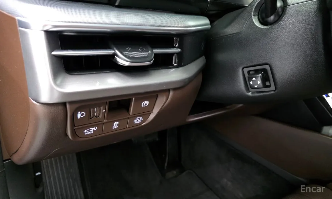 Фото 14 - Hyundai Grandeur