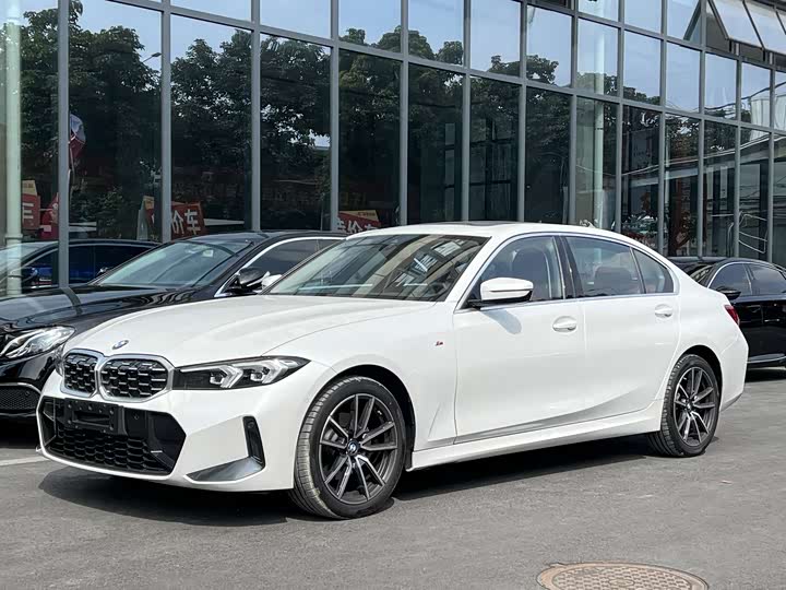 Фото 1 - BMW 3 Series