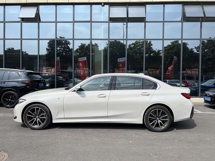 Фото 8 - BMW 3 Series