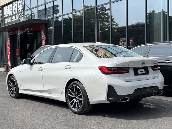 Фото 9 - BMW 3 Series