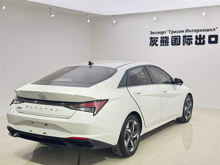 Фото 4 - Hyundai Elantra N line