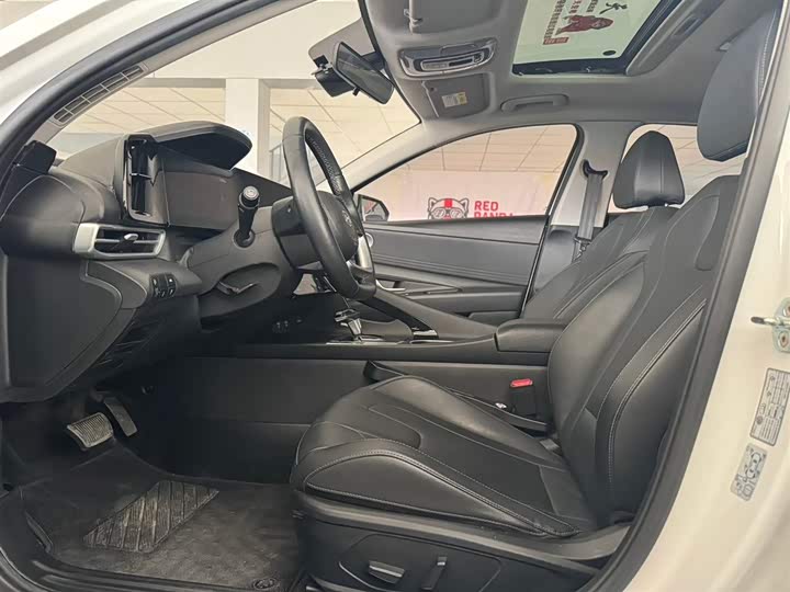 Фото 7 - Hyundai Elantra N line