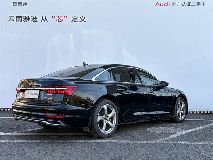 Фото 4 - Audi A6L