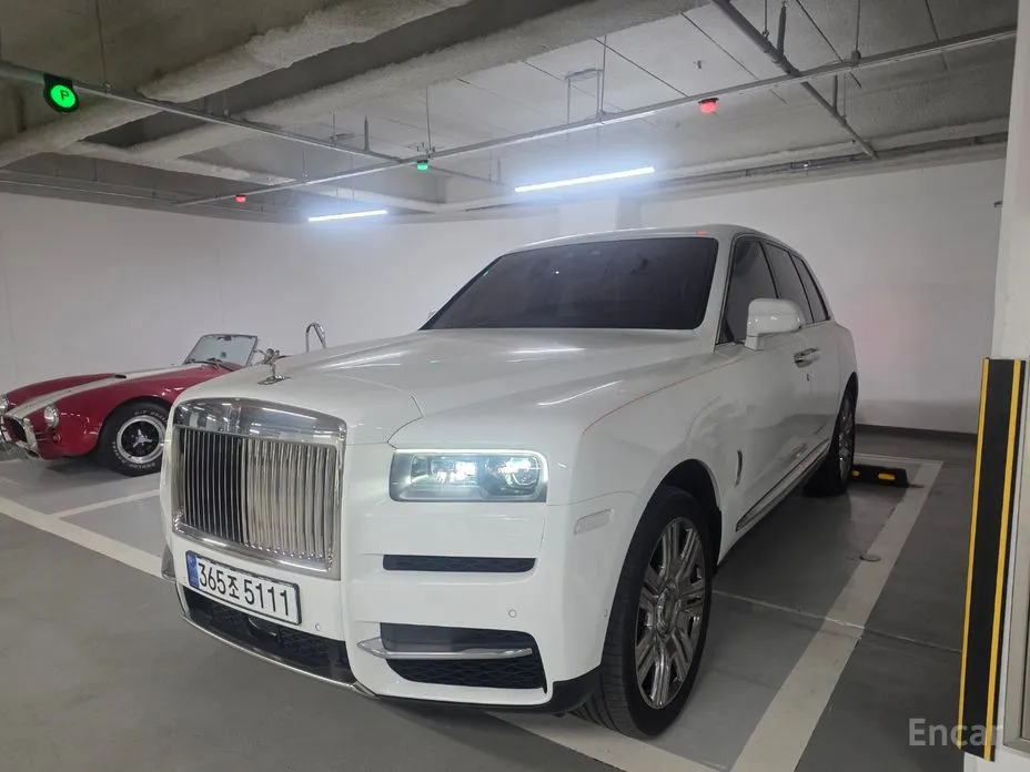 Фото 3 - Rolls-Royce Cullinan