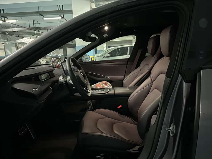 Фото 6 - Xiaomi SU7