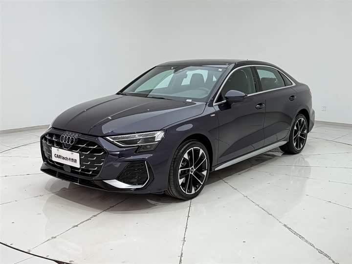 Фото 5 - Audi A3