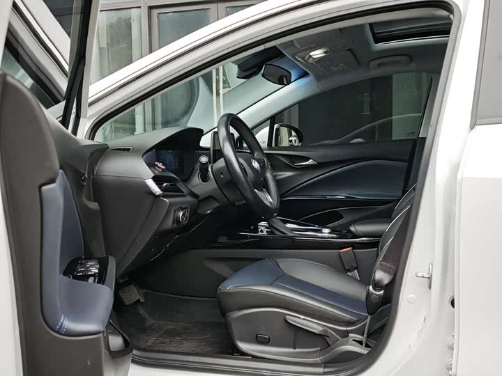 Фото 4 - Buick Velite 6