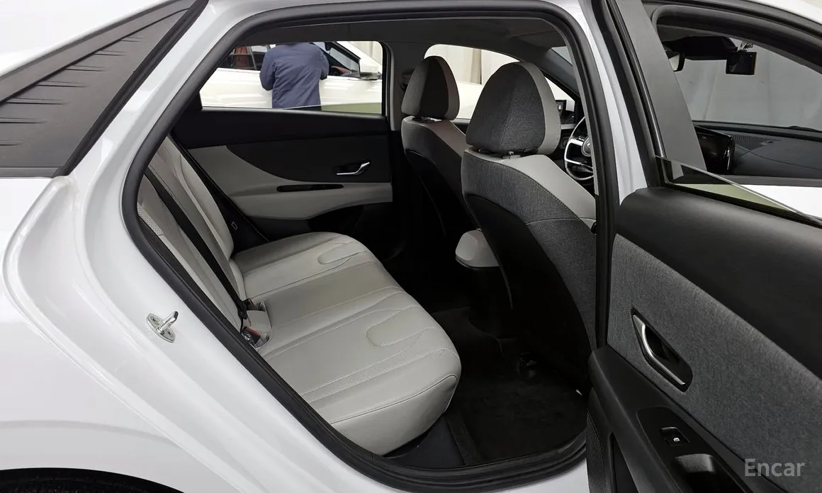 Фото 12 - Hyundai Avante