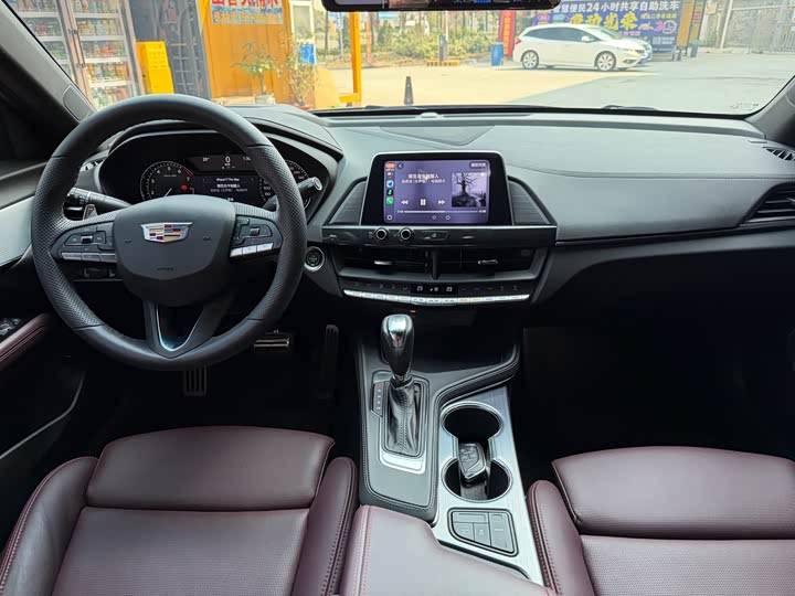 Фото 7 - Cadillac CT4