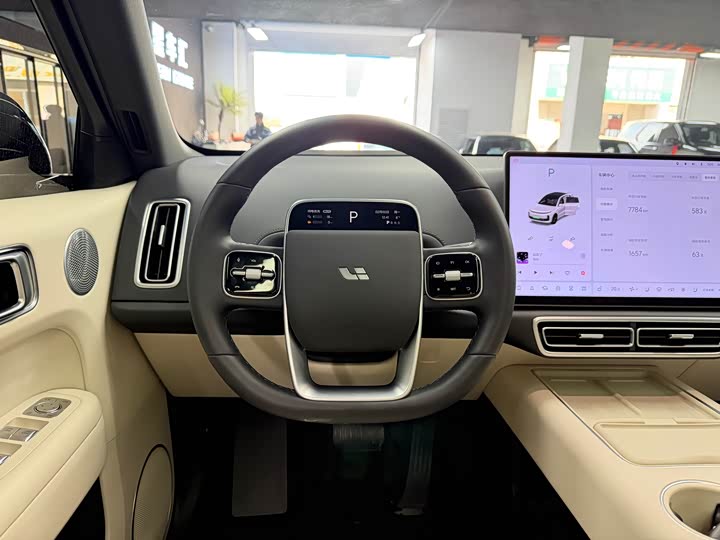 Фото 8 - LiXiang L6