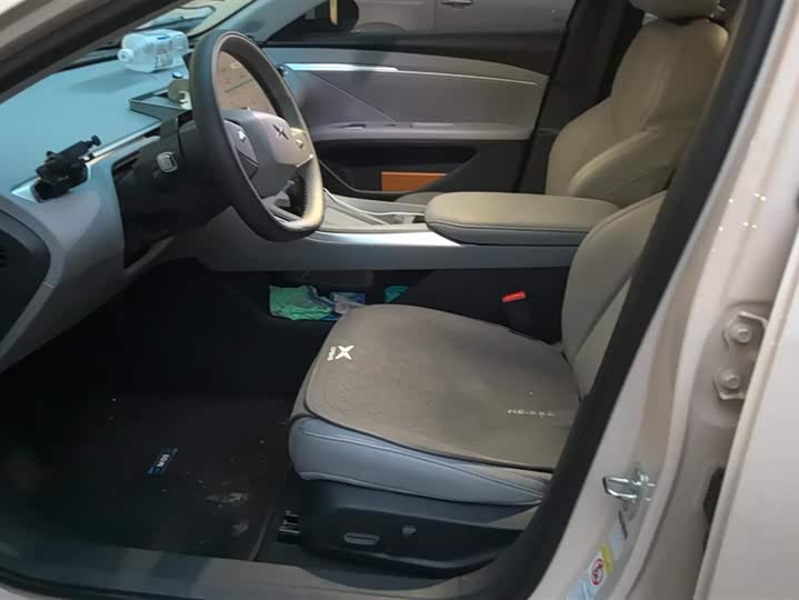 Фото 9 - XPeng Mona M03