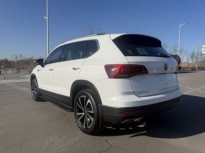 Photo 6 - Volkswagen Tharu