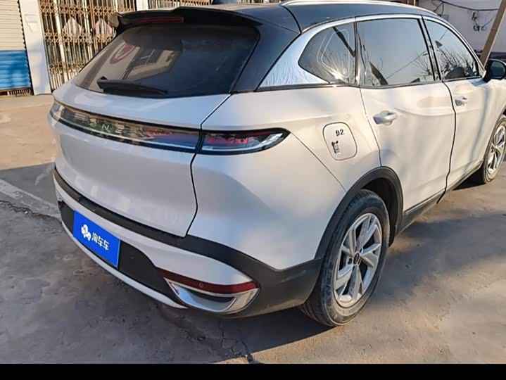 Фото 3 - Bestune T90