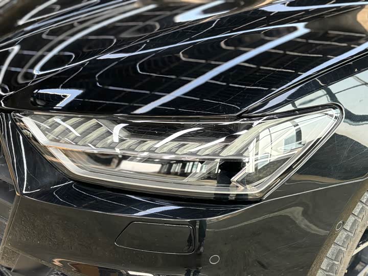 Фото 7 - Audi A7