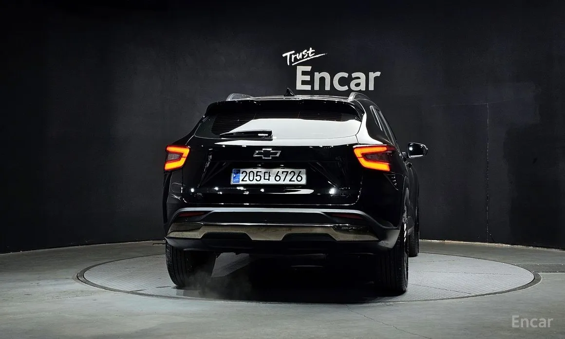 Фото 4 - Chevrolet Trax