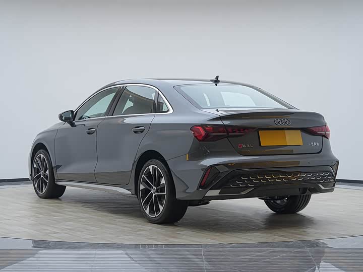 Фото 5 - Audi A3