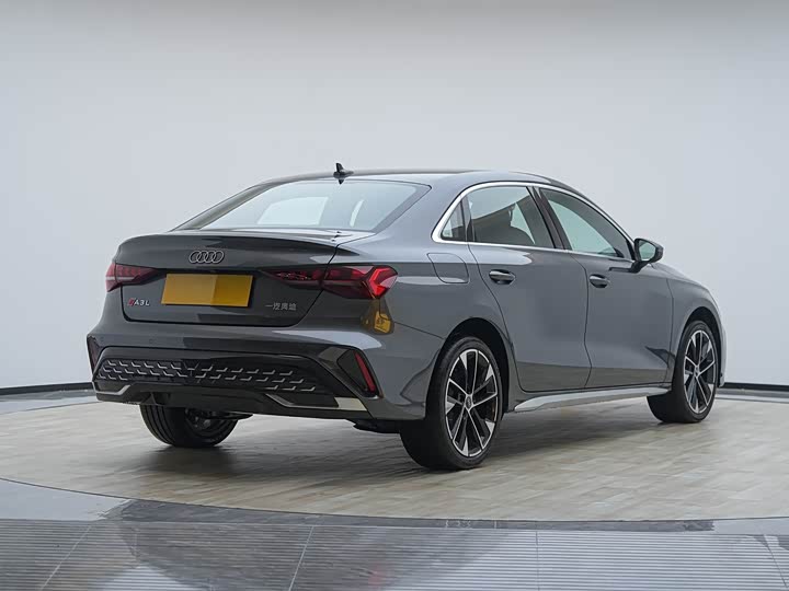 Фото 8 - Audi A3