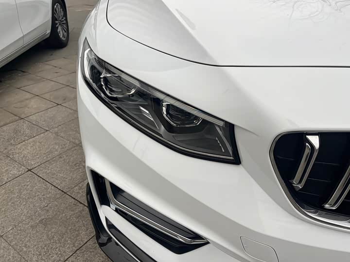 Photo 7 - Geely Preface