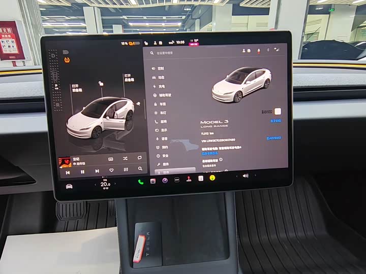 Фото 7 - Tesla Model 3