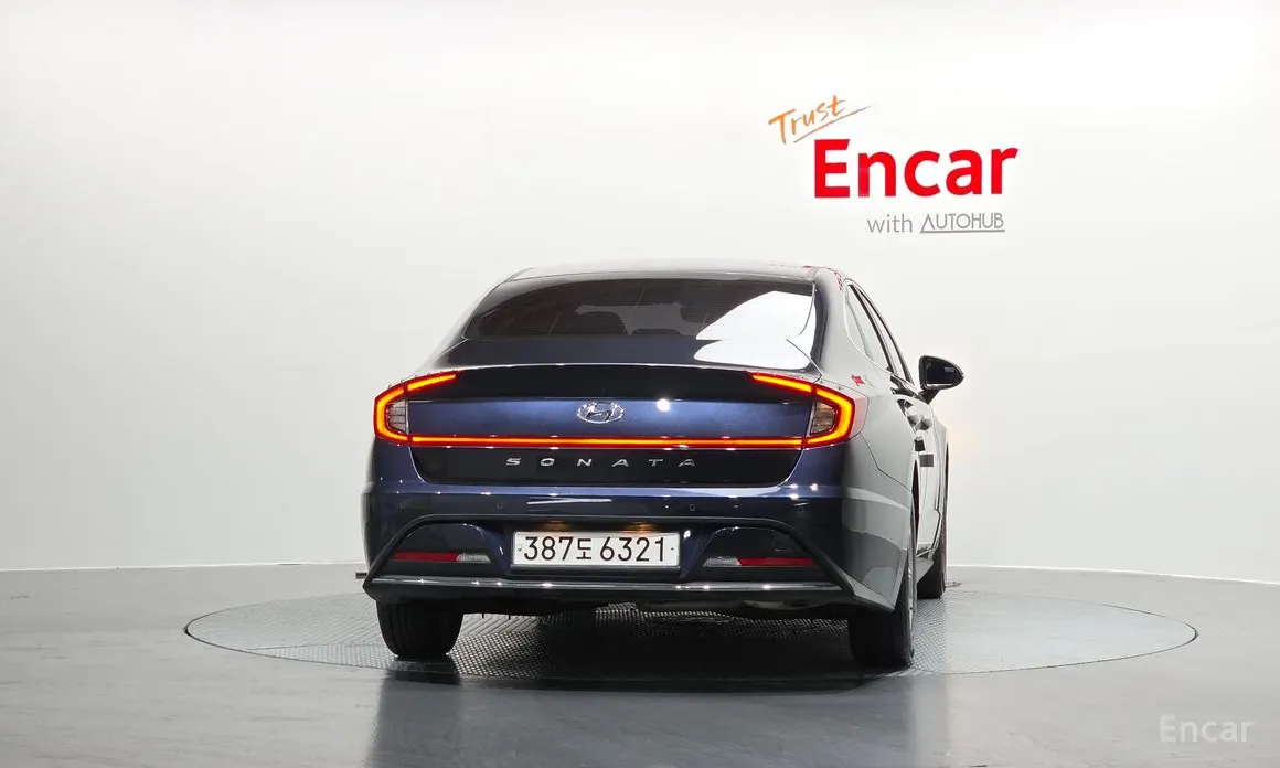 Фото 4 - Hyundai Sonata