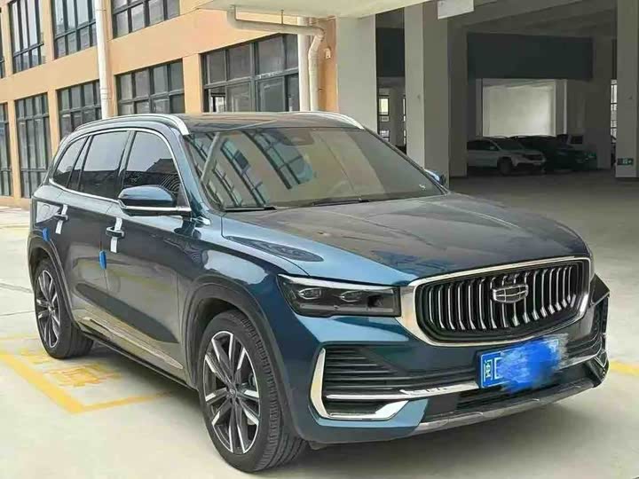 Фото 3 - Geely Monjaro