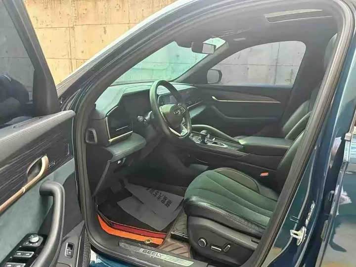 Фото 4 - Geely Monjaro