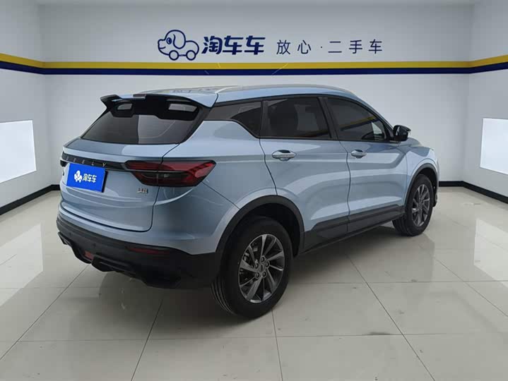 Фото 3 - Geely Coolray