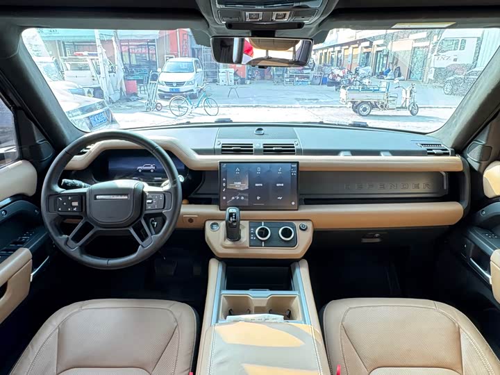 Фото 8 - Land Rover Defender