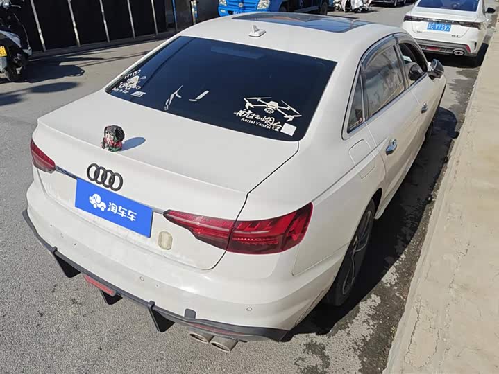 Фото 3 - Audi A4L