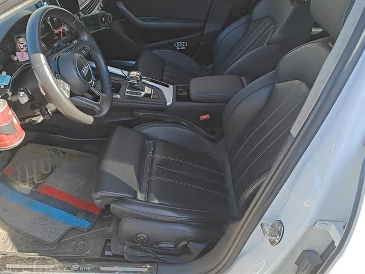 Фото 9 - Audi A4L