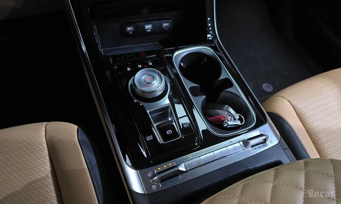 Фото 9 - Kia Carnival